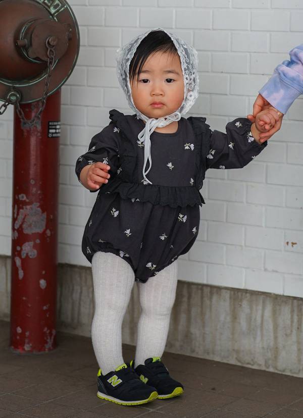 「スリーコインズ」のバブーシュカがめちゃかわ！ 爽やかライトブルーで家族リンク | HugMug