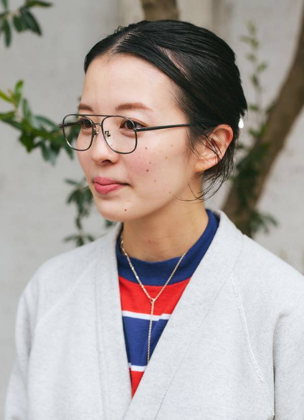 プチプラMIXの兄妹コーデが可愛い！ 家族で赤を挿してポップに | HugMug