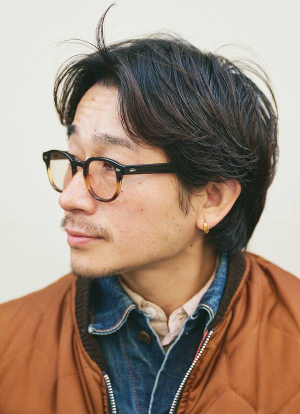 ヴィンテージMIXコーデがおしゃれすぎ！ 色数を絞ったカジュアルコーデ | HugMug