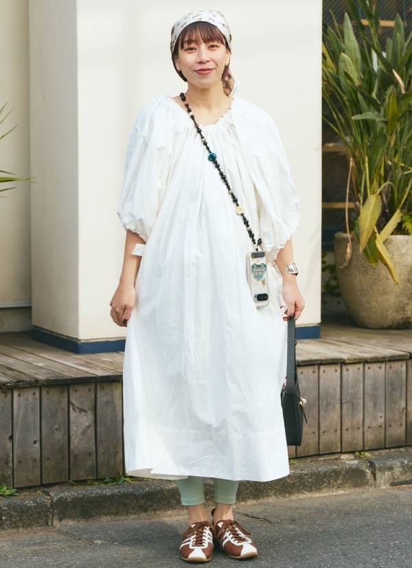 ヴィンテージMIXコーデがおしゃれすぎ！ 色数を絞ったカジュアルコーデ | HugMug