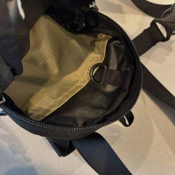 【mont-bell】小さいのに5wayで多機能！ ママにおすすめの移動ポケットポーチバッグ | HugMug