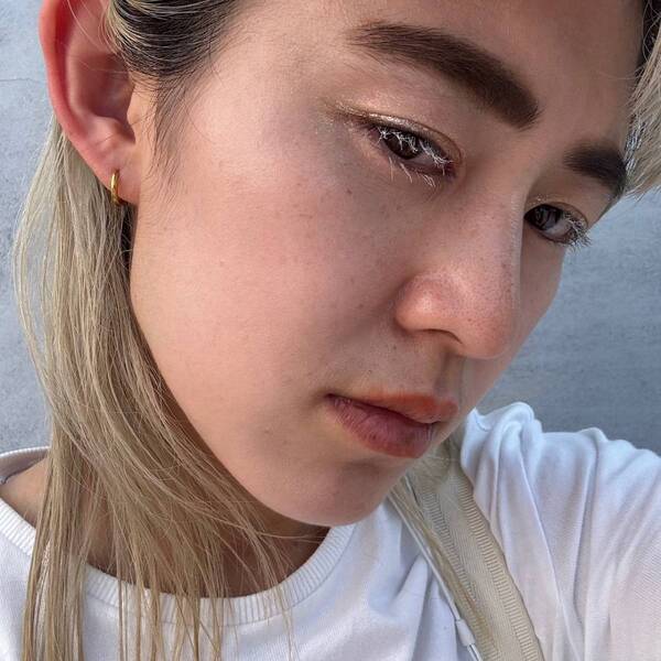 大人気【DIDION】の新作コスメが最強！アイシャドウとグリッターの2in1 | HugMug