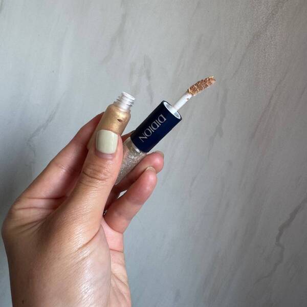 大人気【DIDION】の新作コスメが最強！アイシャドウとグリッターの2in1 | HugMug