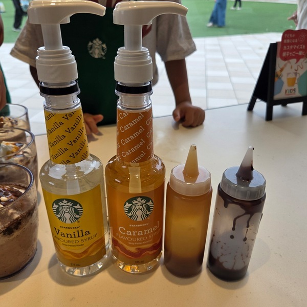 【スタバ】国内に３店舗のみ！？子ども用「キッズフラペチーノ」知ってる？ | HugMug