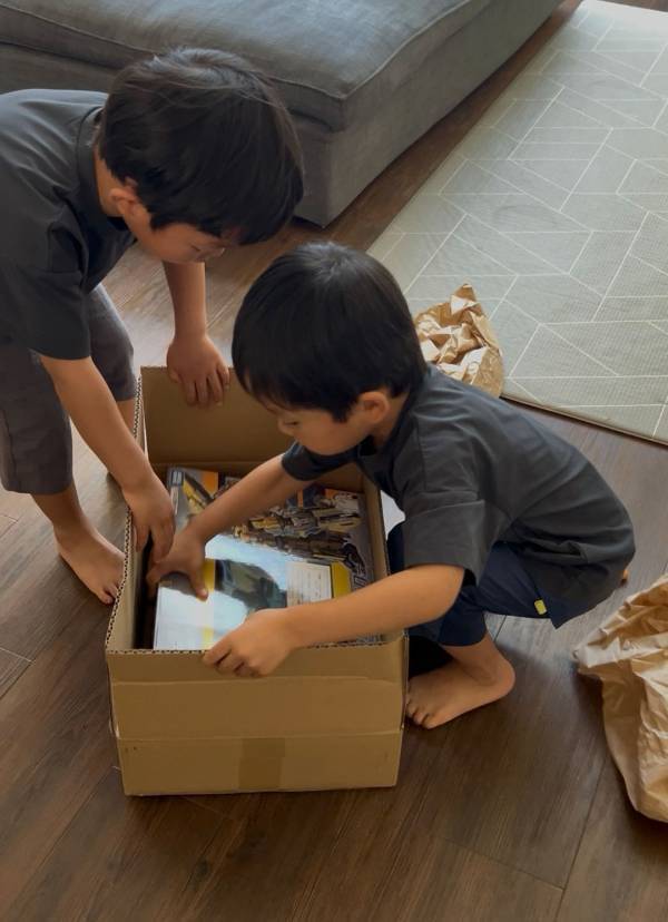 「最近驚いたこと」武智志穂の沖縄でのんびり双子育児 Vol.57 | HugMug