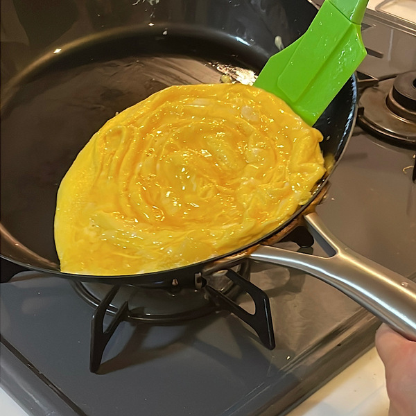 初めてでも使いやすい！ビタクラフトの「スーパー鉄」のフライパンをご紹介 | HugMug