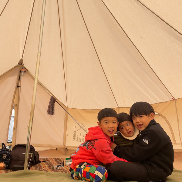 【ファミリーキャンプ】お役立ち時短テク伝授！準備や片付けの大変さを軽減 | HugMug