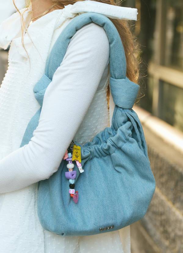 「マーキーズ」のセットアップで夏を先取り！ 柄物を挿したファミリーコーデ | HugMug