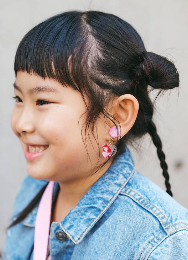 やっぱり「ZARA」が使える！ デニムジャケットをシェアした親子コーデ | HugMug