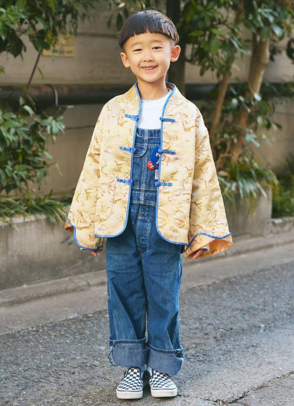 【古着好きなファミリーコーデ】個性派ジャケットで周りの視線をキャッチ！ | HugMug