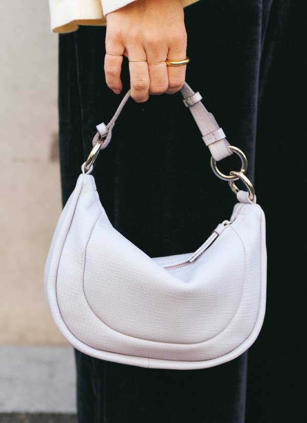 【街に行ける洗練カジュアルコーデ】色違い兄妹リンクコーデが可愛すぎ！ | HugMug