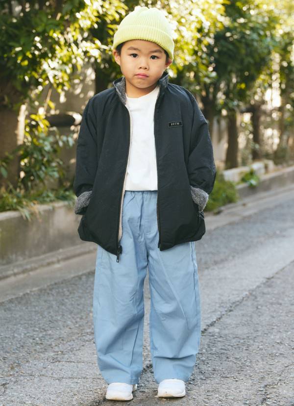 古着MIXでおしゃれ度爆上げ！ 爽やかブルーをシェアした親子コーデ | HugMug