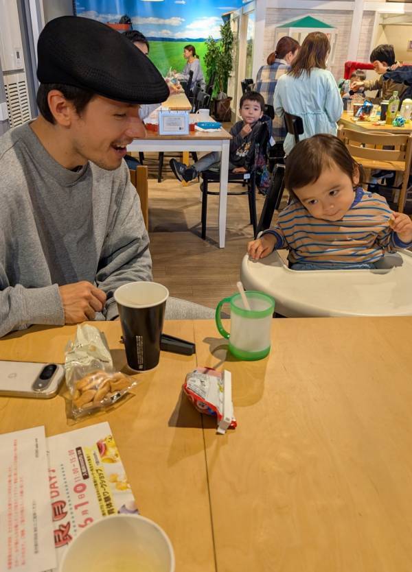 【3時間900円】フリードリンク＆持ち込み可！プレイグラウンドもあるSTUDIO make over | HugMug