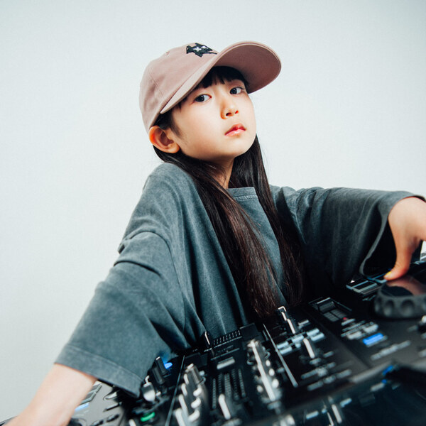 【“天才キッズ”に密着！】DJ・ダンス・アートを極める3人の異才 | HugMug