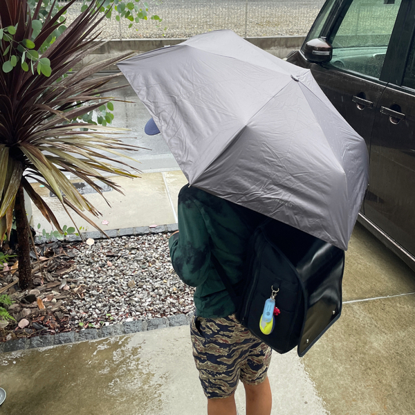 【3coins】梅雨の通学も安心！コスパ最強レイングッズ&amp;トレンドタオルをリアルバイレポ | HugMug