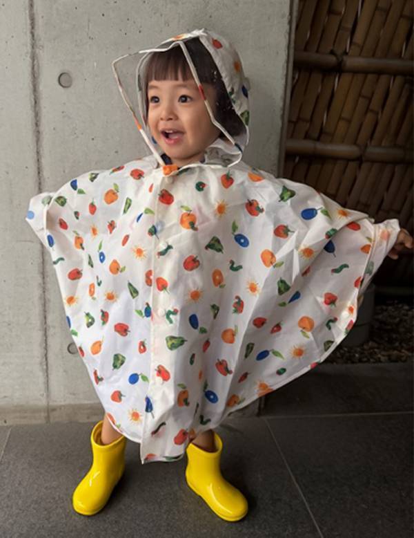 雨の日のおでかけも楽しくなる！ おしゃれキッズ愛用のレイングッズ8選 | HugMug
