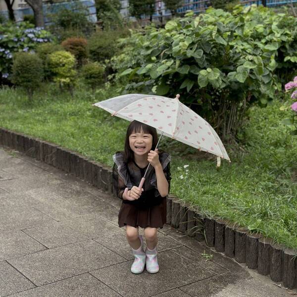 梅雨におすすめ【3COINS】子どもの防水ソックス＆傘が最高すぎる！ | HugMug