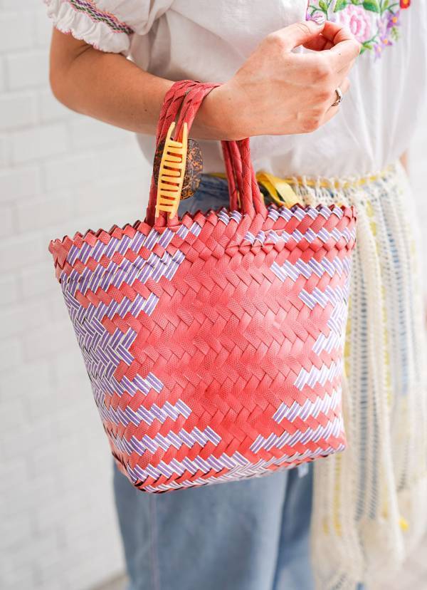 サマースタイルが映える小物をオン！【夏色＆夏素材バッグ7選】 | HugMug