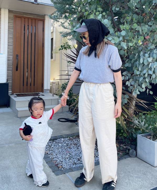 【3coins】“コットンレースバブーシュカ”がめっちゃ使える！アレンジ術&amp;コーデ紹介 | HugMug