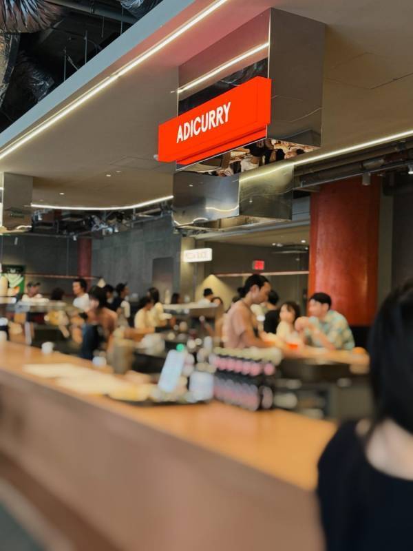 【子連れランチ】今話題の二子玉川のフードコート【P.】に行ってみた！座席やおすすめメニューをご紹介！ | HugMug