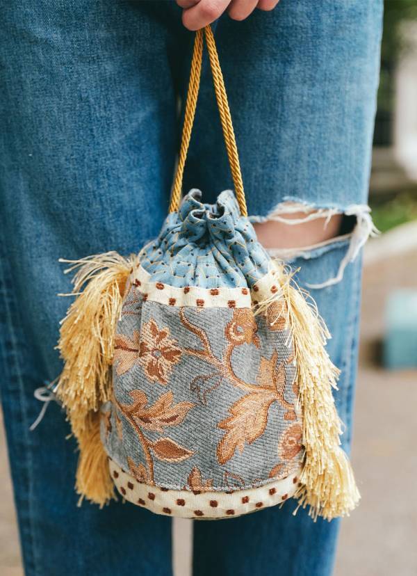 ヴィンテージMIXが超優秀！ 白×ブルーで爽やか親子リンクコーデ | HugMug