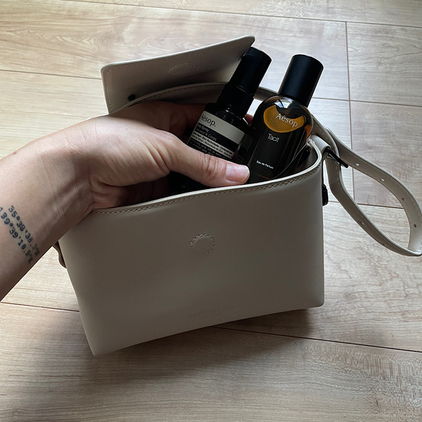 数年愛用中！【Aesop(イソップ)】おすすめボディースプレーで汗ばむ季節の匂い＆ストレスケア | HugMug