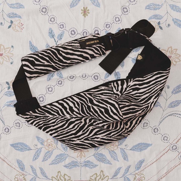 子育て中ママのバッグの中身見せて！【ヴィンテージショップオーナーHanaさん】 | HugMug