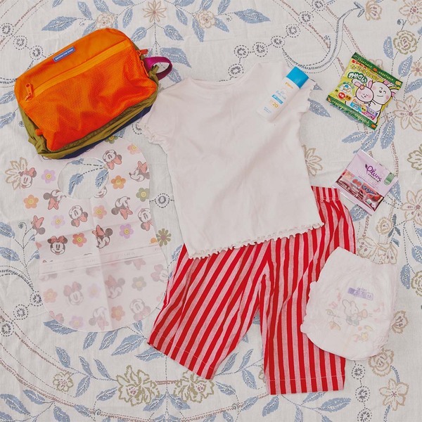 子育て中ママのバッグの中身見せて！【ヴィンテージショップオーナーHanaさん】 | HugMug