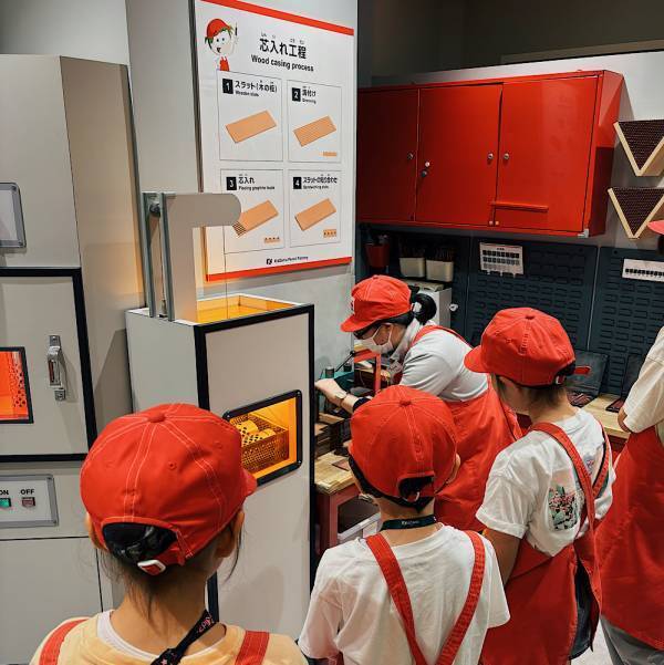 『キッザニア』で後悔しない！ 入場前にやるべき準備と当日の効率的な回り方【完全ガイド】 | HugMug