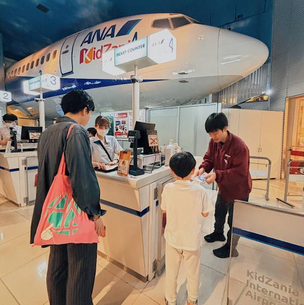 『キッザニア』で後悔しない！ 入場前にやるべき準備と当日の効率的な回り方【完全ガイド】 | HugMug