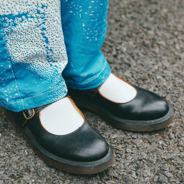 『ZARA KIDS』のデニムをリメイク！ パンクテイストの爽やか親子リンク | HugMug