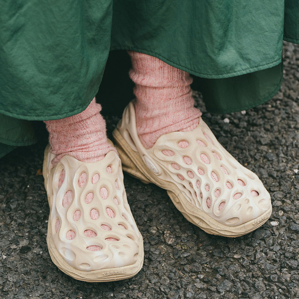 ヴィンテージMIXがおしゃれすぎ！ グリーンで揃えた夏のファミリーコーデ | HugMug