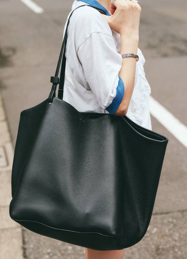 古着Tシャツのレイヤードがおしゃれすぎ！ 寒色系で魅せる夏の親子リンクコーデ | HugMug