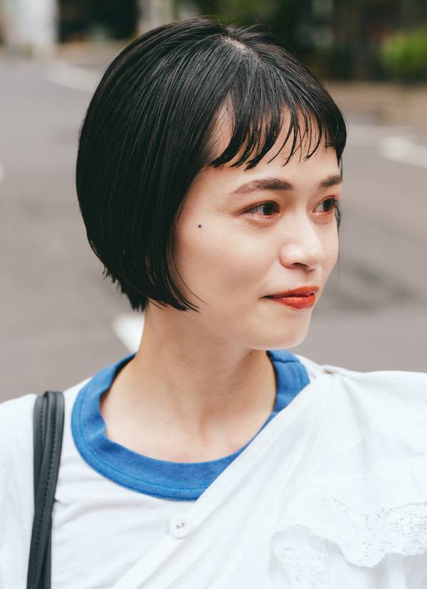 古着Tシャツのレイヤードがおしゃれすぎ！ 寒色系で魅せる夏の親子リンクコーデ | HugMug