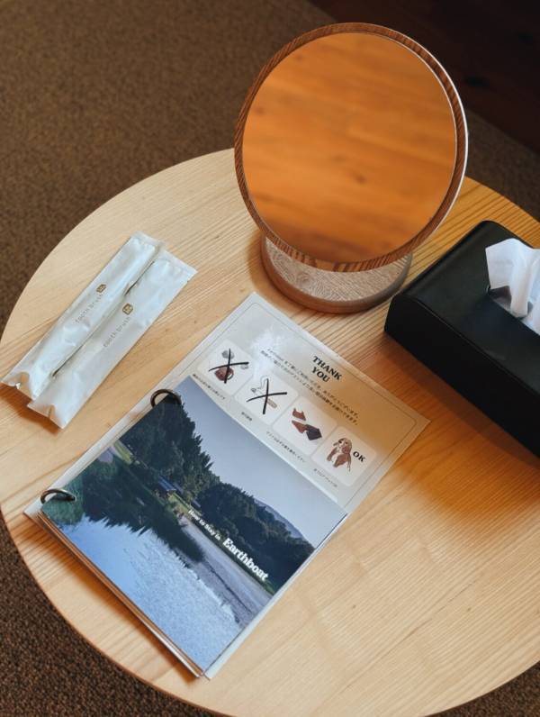 森と池に囲まれた贅沢空間【長野】専用サウナ付きトレーラーホテル「Earthboat」が最高すぎる★ | HugMug