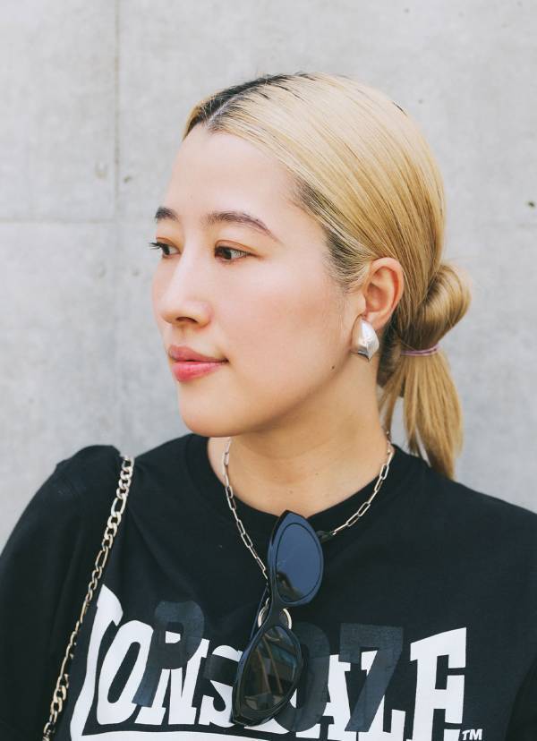 そのブラックコーデ、夏なのに軽やか！ ボーダーをシェアした家族コーデ | HugMug