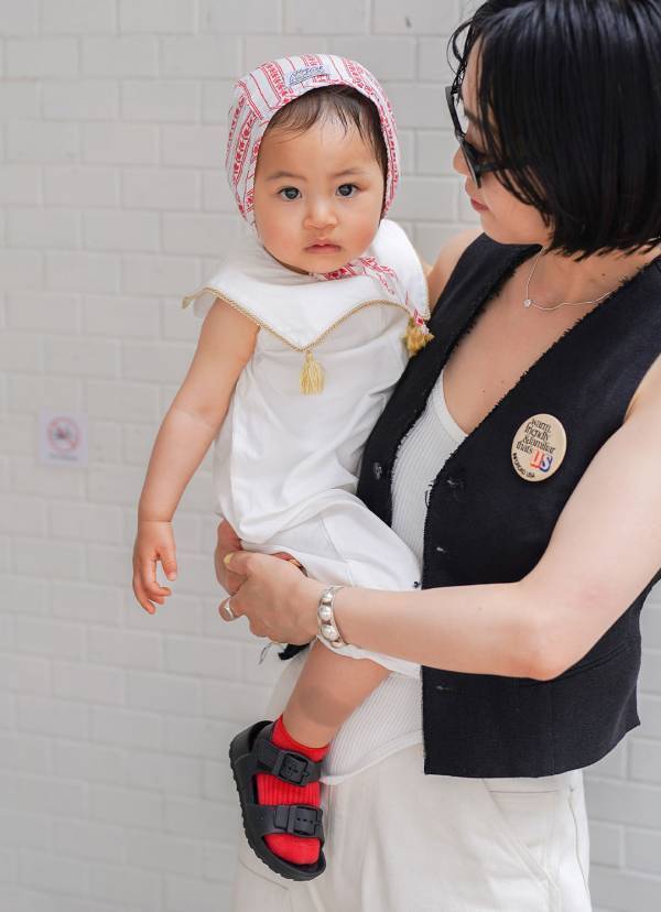 失敗しないホワイトコーデ！ 夏に真似したい親子リンクスタイル | HugMug