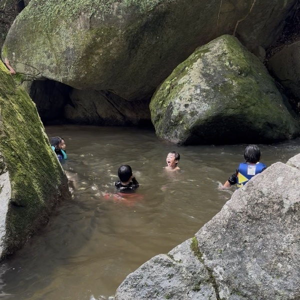 無料の天然プール！【王滝渓谷】超穴場川遊びスポットにBBQエリアも | HugMug