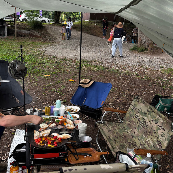 【千葉】湧き水＆ブルーベリー農園でBBQ！「いっせんぼく Camp field」が子連れデイキャンプに最高すぎる！ | HugMug
