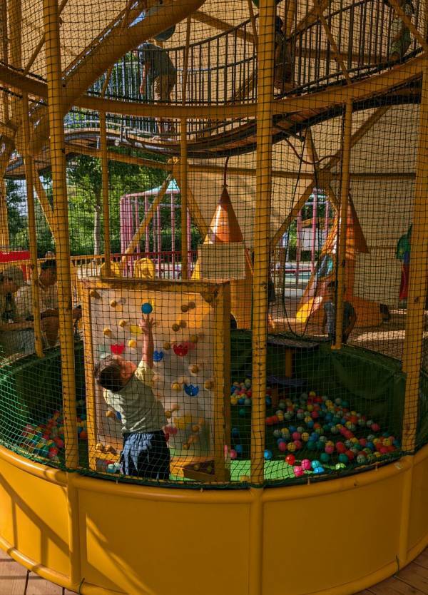 【埼玉・森林公園】じゃぶじゃぶ池×50種の遊具で外遊びDAY！ | HugMug