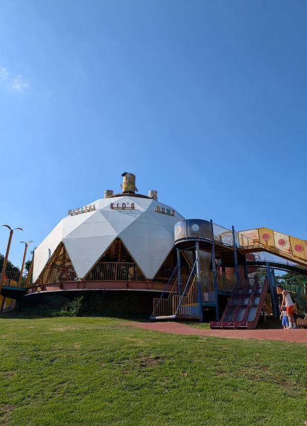 【埼玉・森林公園】じゃぶじゃぶ池×50種の遊具で外遊びDAY！ | HugMug