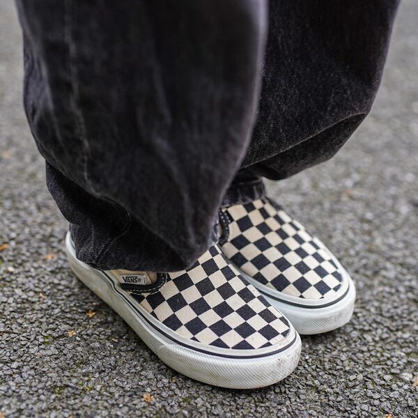 そのトップス【ZARA】なの！？ 旬のスポーツMIXはこう着る | HugMug