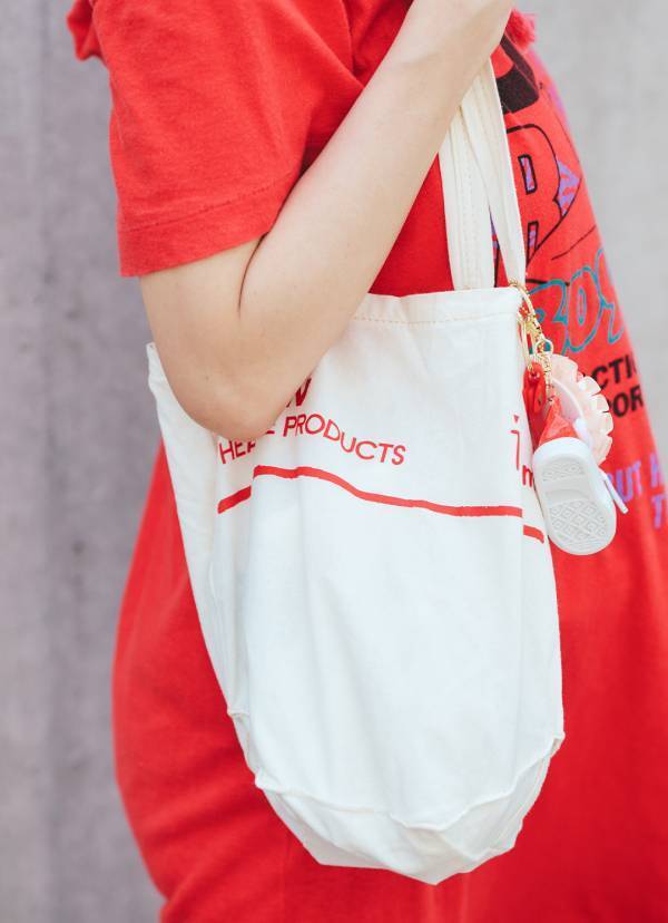 プチプラがこんなにおしゃれに！？ 街にも公園にも行ける家族コーデ | HugMug