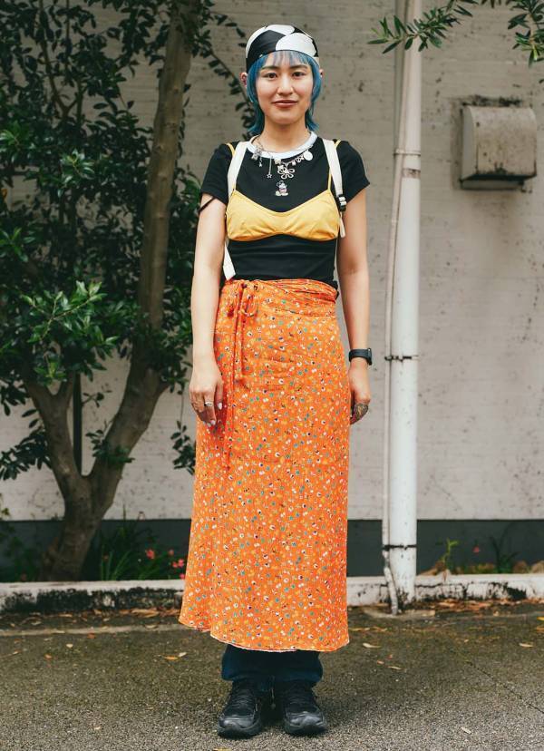 スカーフ巻いてフェスへGO！ ピンク×オレンジの夏親子コーデ | HugMug