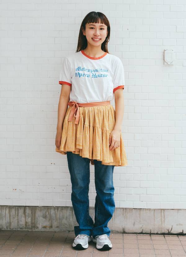 ヴィンテージMIXコーデがおしゃれすぎ！ ビタミンカラーをシェアした家族コーデ | HugMug