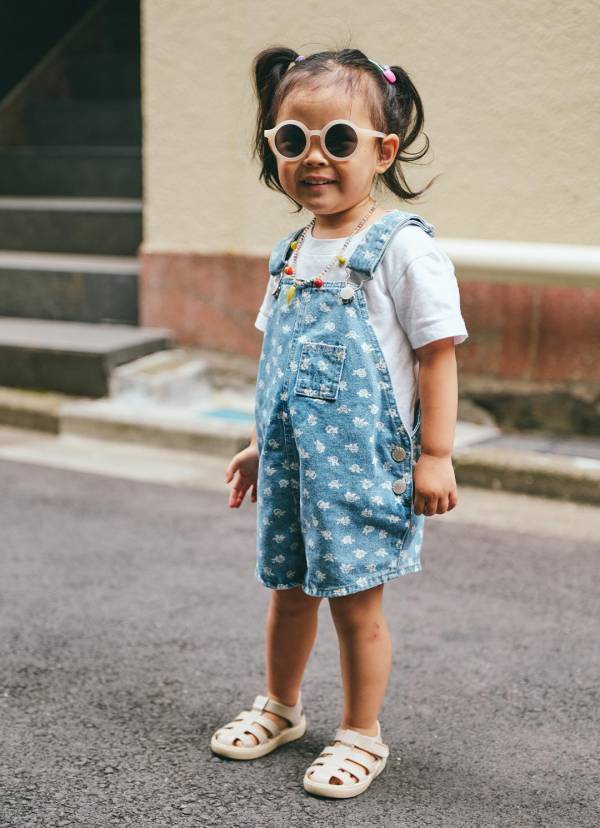 キッズのアクセサリーは【ZARA】がおすすめ！ デニム好き親子の夏コーデ | HugMug