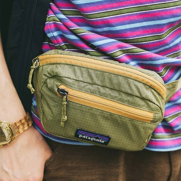 アウトドアMIXでおしゃれ度爆上げ！ ママのタイダイ柄ワンピで視線をキャッチ | HugMug