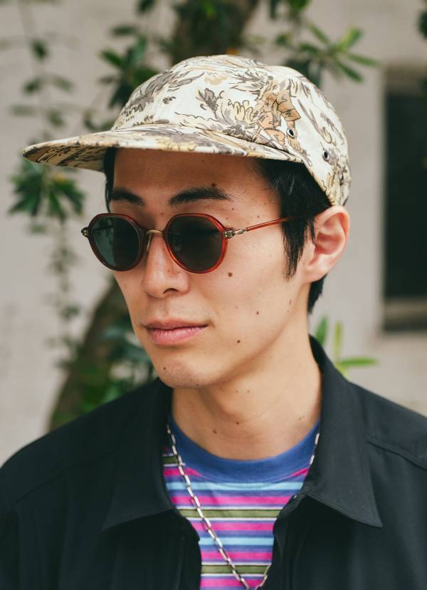 アウトドアMIXでおしゃれ度爆上げ！ ママのタイダイ柄ワンピで視線をキャッチ | HugMug