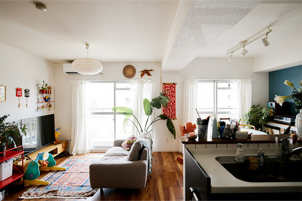 センスのいい家族が暮らす家【vol.19 多様テイストを心地よくまとめる家・ヤソメユウヤさん、千晴さん邸】 | HugMug