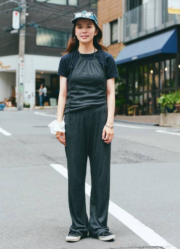 『ユニクロ』のデニムが超優秀！ 公園にも行けちゃう動ける親子コーデ | HugMug